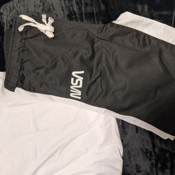 Shein Women's NASA Joggers and Tank Top (curated set) - Picture 6 of 7